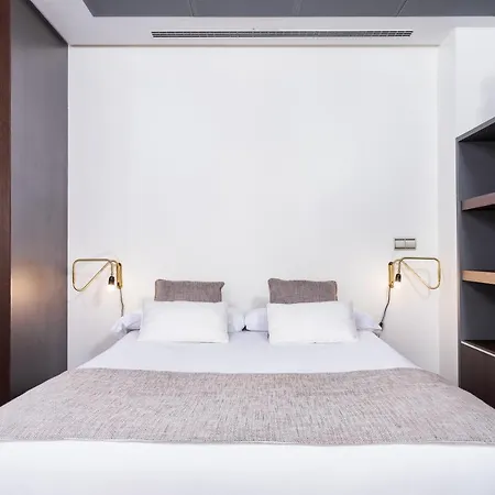 Luxury Alma Apartments *